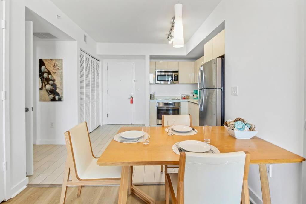 Ocean View 2Br 2Bth Hallandale Beach Miami Ft Lauderdale Exterior photo