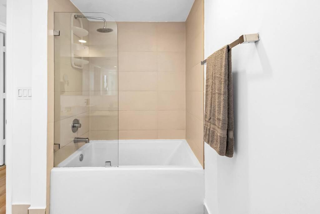Ocean View 2Br 2Bth Hallandale Beach Miami Ft Lauderdale Exterior photo